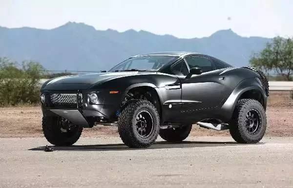 半岛体育官方网站入口-自行车赛道上的速度之争，让人目不暇接的简单介绍