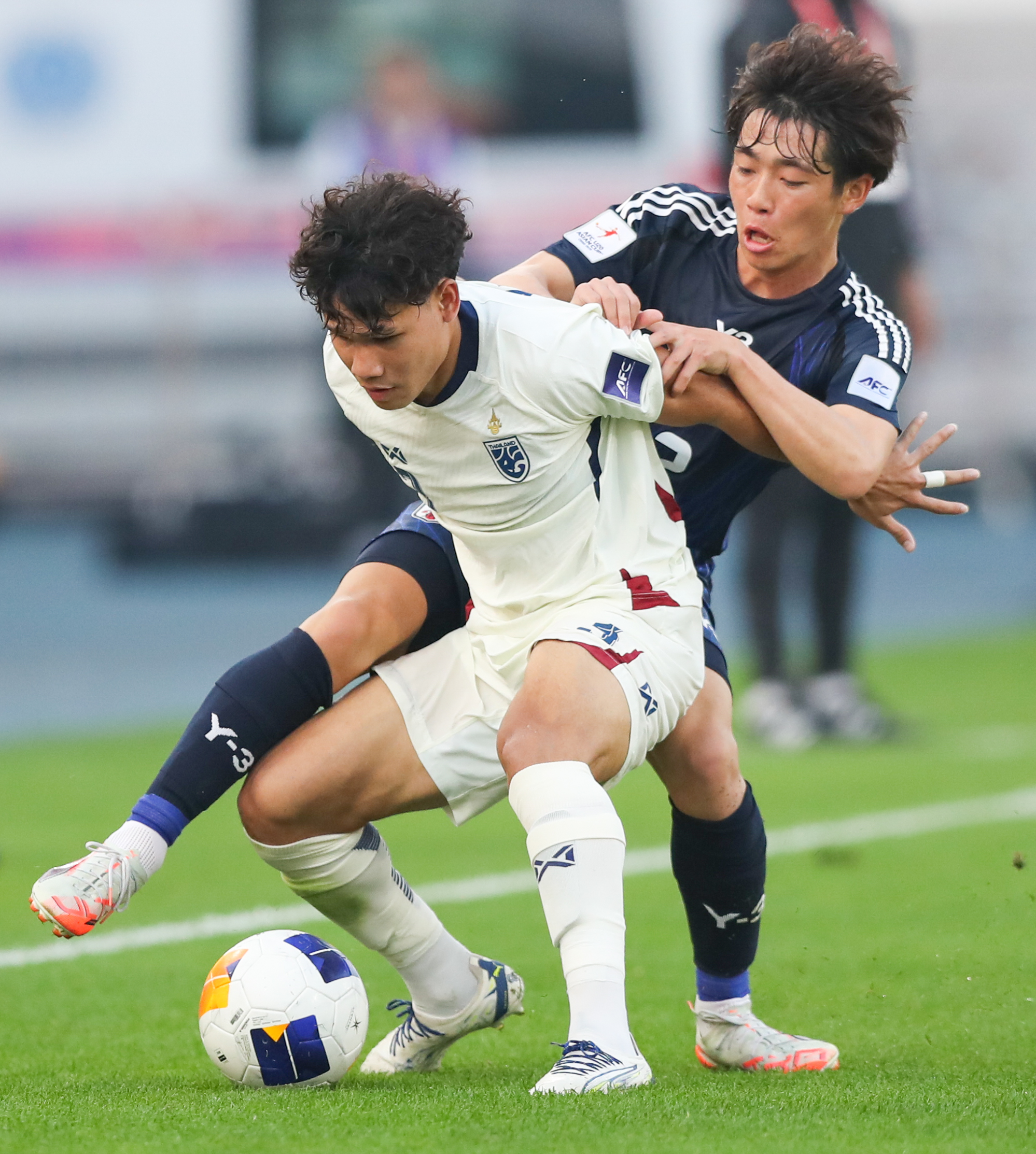 半岛体育官方网站-亚洲足球比赛中取得压倒性胜利