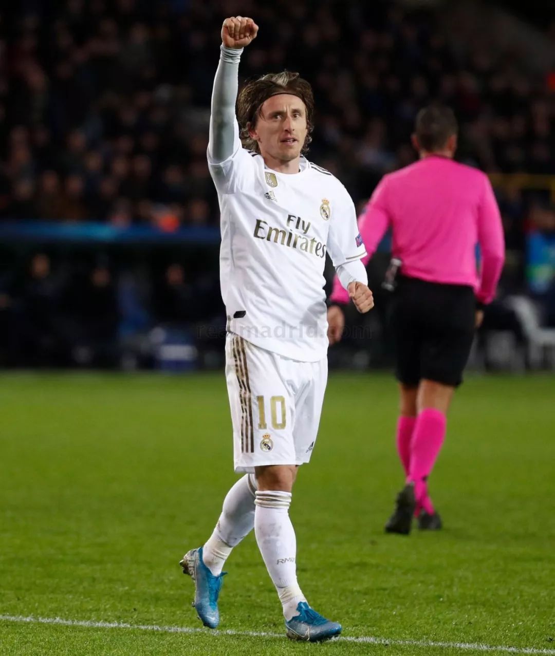 半岛体育足球官网半岛体育app官网-关于皇马轻取布鲁日，稳居小组首位的信息